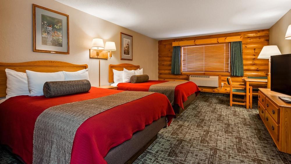 Western Northwoods Hotel Siren